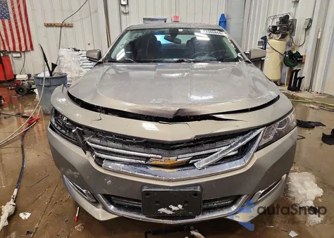 2017 Chevrolet Impala Lt z USA, uszkodzony, nr VIN 1G1105S34HU204113